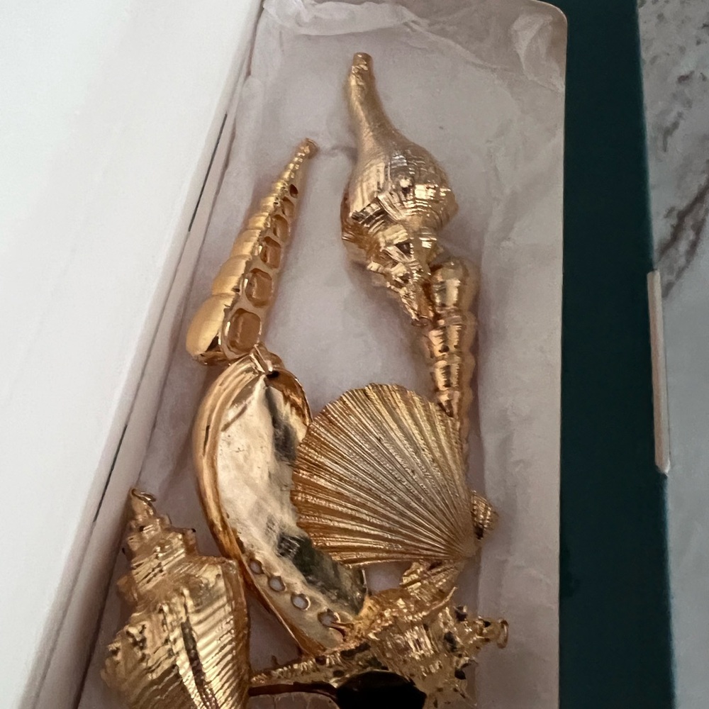 Nature's Christmas Collection Shell Ornaments